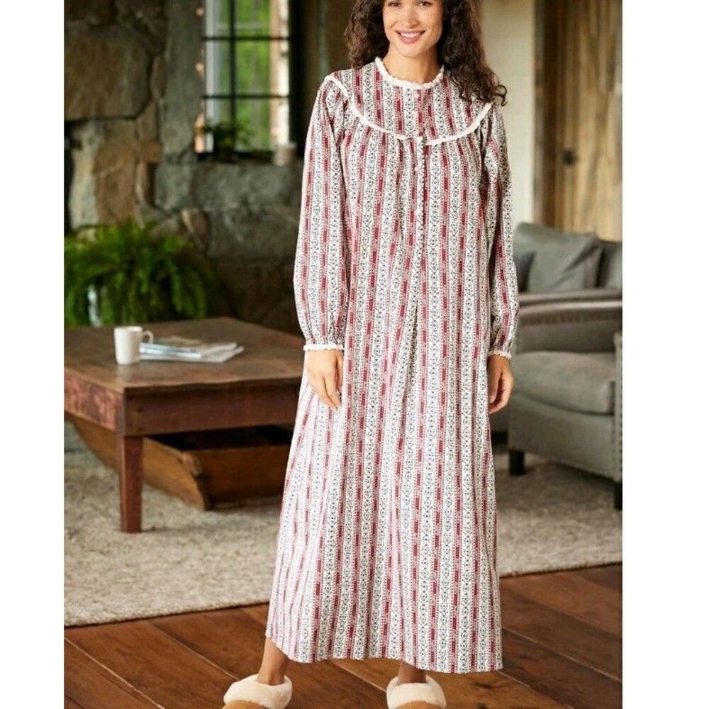Lanz Of Salzburg Classic Tyrolean Heart Floral Print Cotton Flannel Nightgown XS